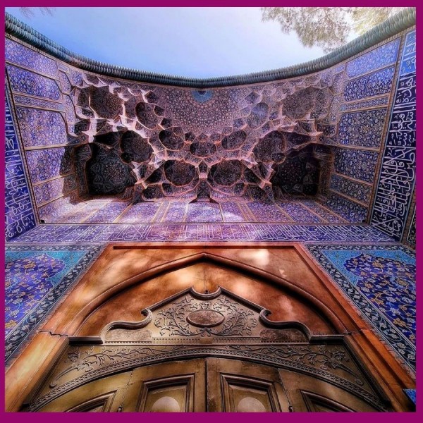 TOUR IRAN TỪ HÀ NỘI SÀI GÒN/TP HỒ CHÍ MINH-KHÁM PHÁ ĐẾ CHẾ BA TƯ HUYỀN BÍ XỨ SỞ NGHÌN LẺ MỘT ĐÊM 10 NGÀY 9 ĐÊM GIÁ RẺ 