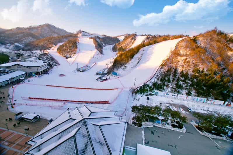 DU LỊCH HÀN QUỐC GIÁ RẺ NHẤT THỊ TRƯỜNG CHỈ TỪ 12 TRIỆU VNĐ TOUR 5 NGÀY 4 ĐÊM TỪ HÀ NỘI -TP HCM - SEOUL - NAMI - LOTTE WORLD - TRƯỢT TUYẾT ELYSIAN- LÀNG CỔ EUNPYEONG HANOK – HÁI DÂU TÂY TOUR RẺ NHIỀU TRẢI NGHIỆM 